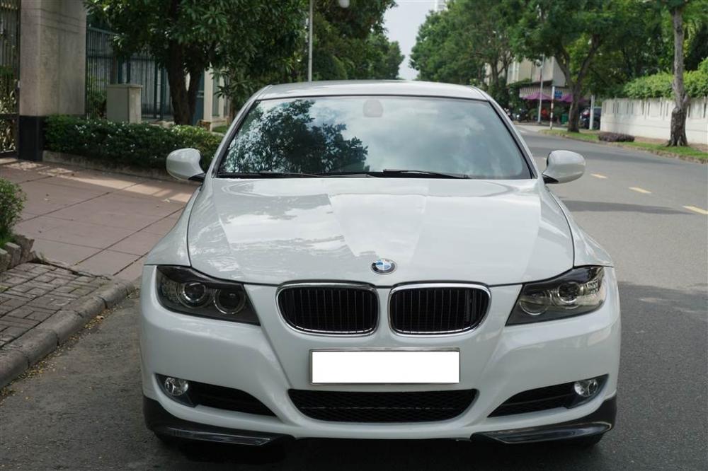 BMW 3 Series 320i 2010 - BMW 320i phiên bản full options, model 2011