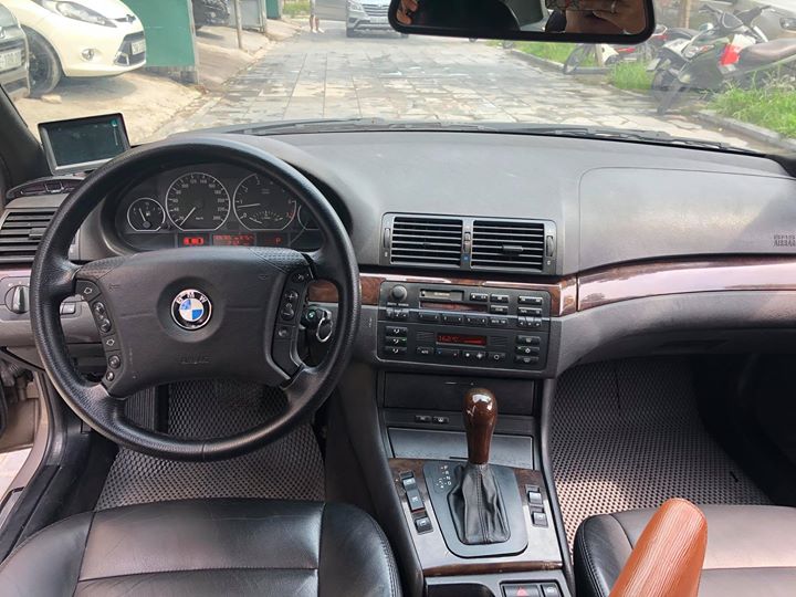 BMW 3 Series 325i 2005 - Bán ô tô BMW 3 Series 325i 2005, màu nâu