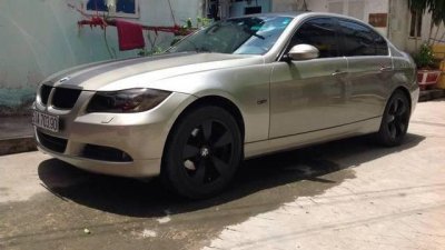 BMW 3 Series 320i 2007 - Bán BMW 3 Series 320i năm 2007, màu vàng, nhập Đức