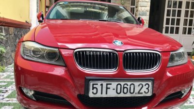 BMW 3 Series 320i 2010 - Bán BMW 320i đời 2010, nữ chạy đảm bảo zin nguyên cực kỹ