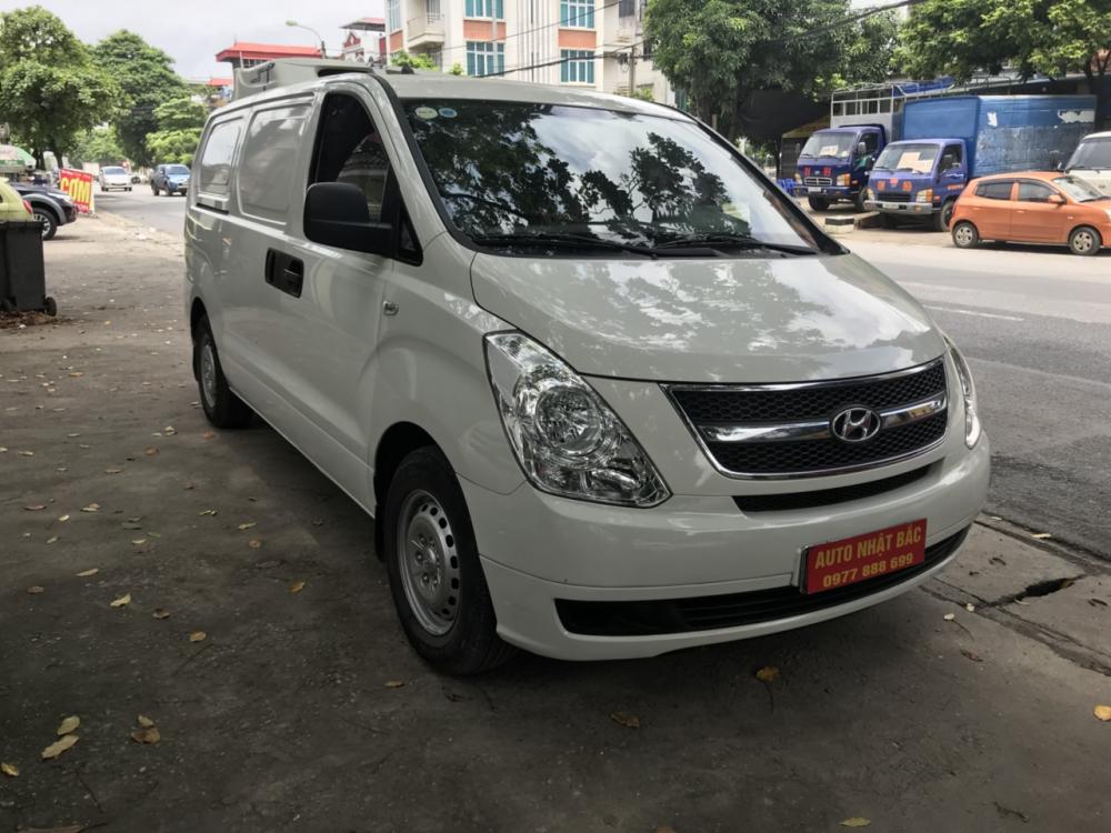 Hyundai Starex 2011 - Bán Starex đông lạnh đời 2011, đăng ký 2013, loại xe 3 chỗ, 600kg