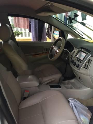 Toyota Innova 2012 - Bán Toyota Innova sản xuất 2012, màu bạc 