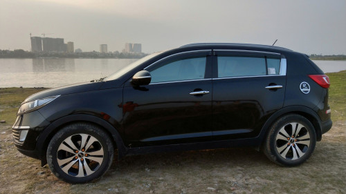 Kia Sportage   2.0 AT  2011 - Bán Kia Sportage 2.0 AT đời 2011, giá tốt