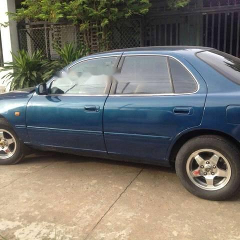 Toyota Camry 1994 - Cần bán gấp Toyota Camry đời 1994, giá chỉ 120 triệu