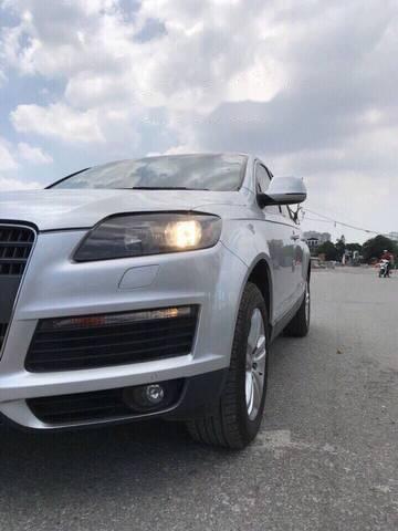 Audi Q7   3.6  2009 - Cần bán lại xe Audi Q7 3.6 năm 2009, màu bạc số tự động, 745tr