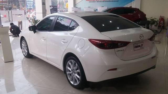 Mazda 3 2018 - Bán xe Mazda 3 năm sản xuất 2018, màu trắng, 658 triệu