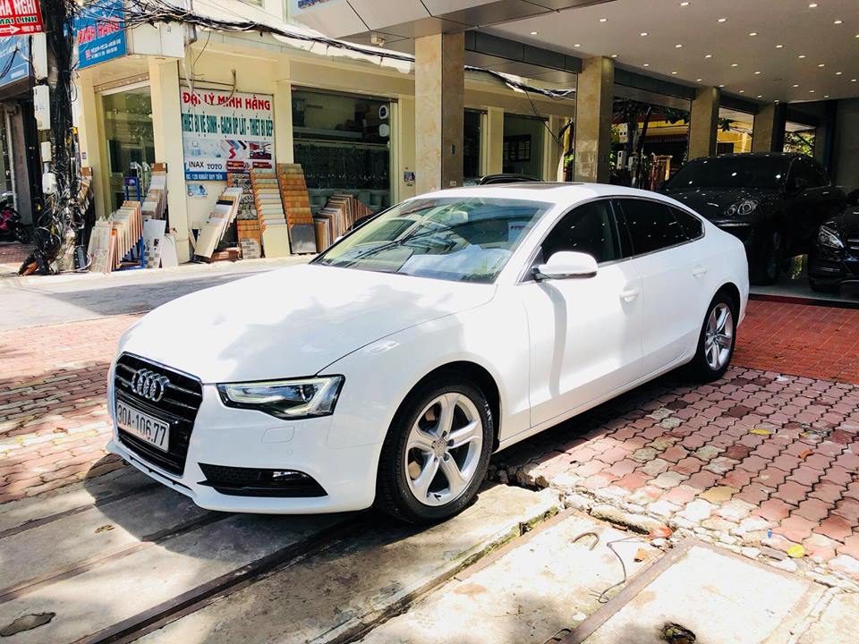 Audi A5 2.0TFSI Sportback 2013 - Xe Audi A5 2.0TFSI Sportback model 2014, bản Mỹ màu trắng nội thất kem giá tốt