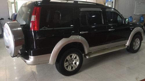 Ford Everest   2.5 MT  2007 - Bán Ford Everest 2.5 MT sản xuất 2007, màu đen  