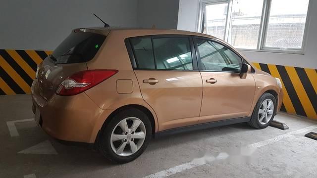 Nissan Tiida   2009 - Cần bán gấp Nissan Tiida 2009, nhập khẩu