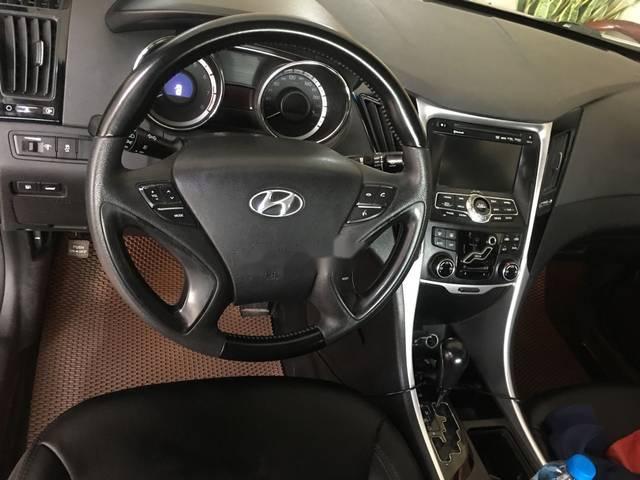 Hyundai Sonata 2010 - Bán Hyundai Sonata năm 2010, màu xám, nhập khẩu xe gia đình giá cạnh tranh