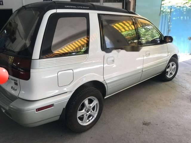 Mitsubishi Chariot 1995 - Cần bán xe Mitsubishi Chariot sản xuất 1995, màu trắng, giá chỉ 190 triệu