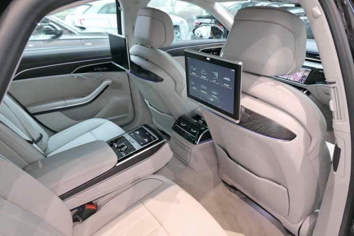 Audi A8 2018 - Cần bán Audi A8 đời 2019, màu đen, nhập khẩu nguyên chiếc