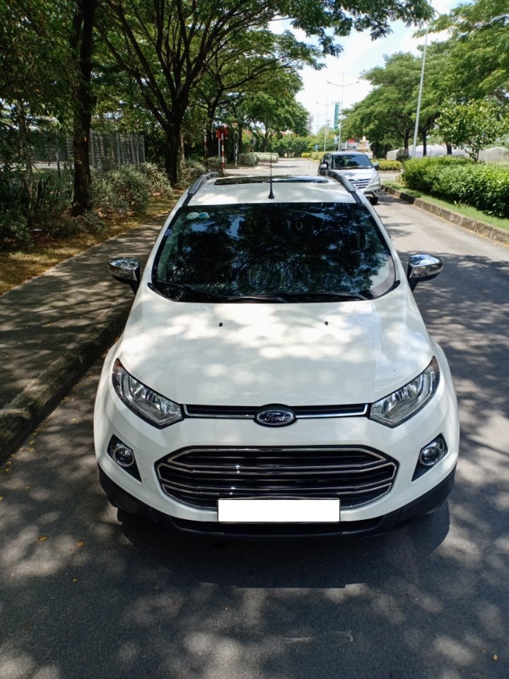 Ford EcoSport 2016 - Bán Ford EcoSport 2016 1.5 màu trắng, biển thành phố xe đi ít, chỉ 550 triệu