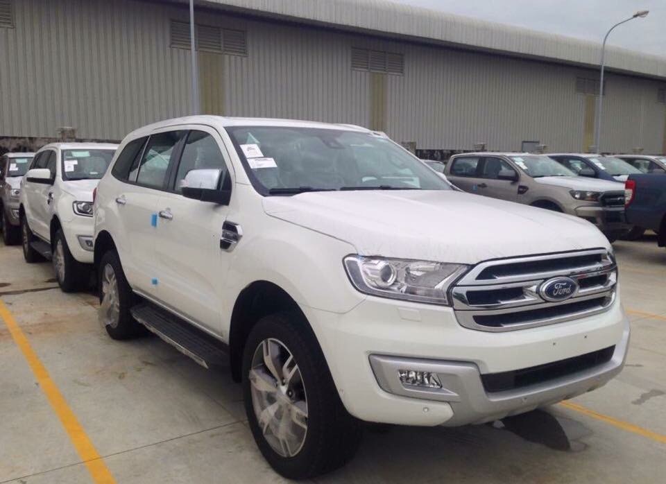 Ford Everest 2.0 biturbo 2019 - Lào Cai Ford, bán Ford Everest 2.0 biturbo 2019, nhập nguyên chiếc đủ màu giao ngay  