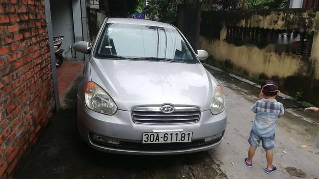 Hyundai Verna 2008 - Bán Hyundai Verna sản xuất năm 2008, màu bạc