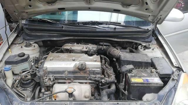 Hyundai Verna 1.4MT 2008 - Bán Hyundai Verna 1.4MT sản xuất 2008, màu bạc xe gia đình 