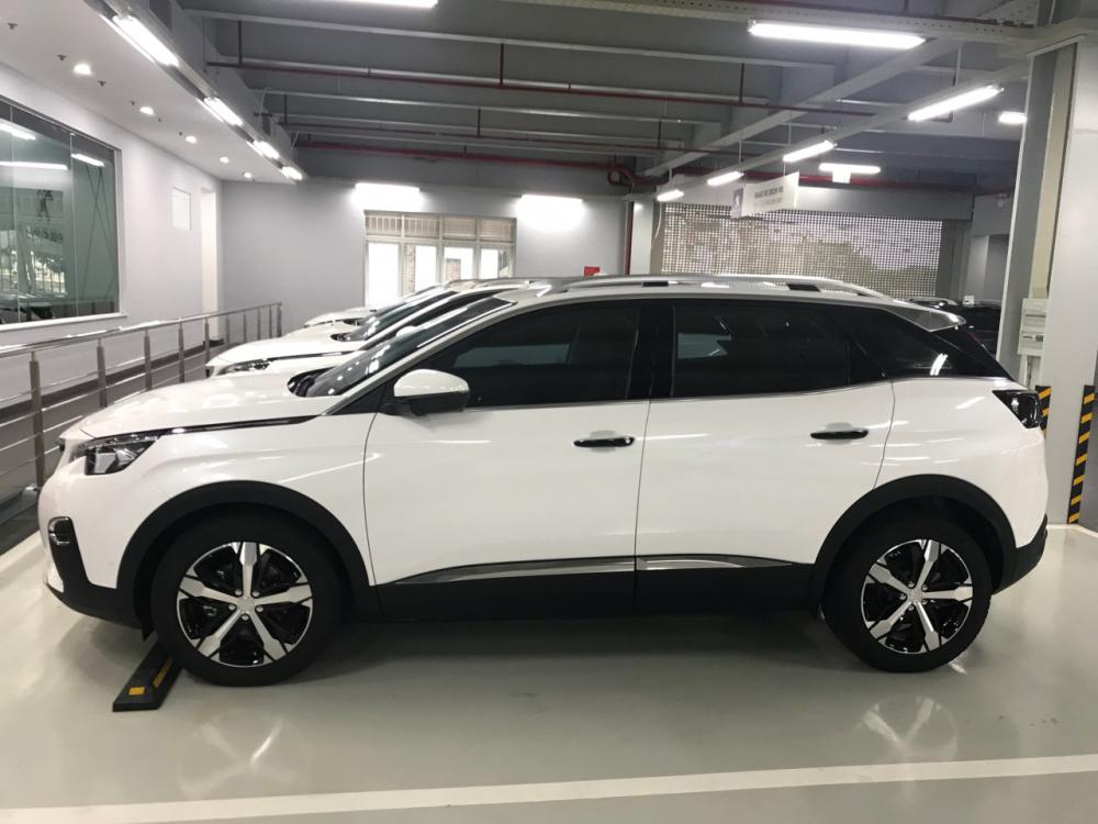 Peugeot 3008 2018 - Peugeot Hải Phòng - Bán xe Peugeot 3008 All New, màu trắng, giá ưu đãi tháng 8, tặng bảo hiểm vật chất và phụ kiện