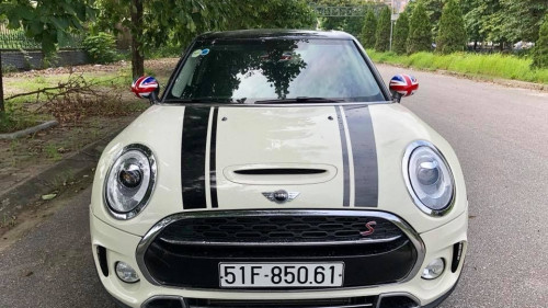 Mini Cooper Clubman   2.0 AT  2016 - Bán Mini Cooper Clubman 2.0 AT đời 2017, hai màu, xe nhập