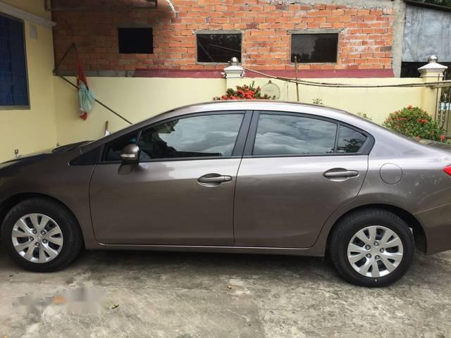 Honda Civic 2013 - Cần bán Honda Civic đời 2013 xe gia đình, giá chỉ 550 triệu