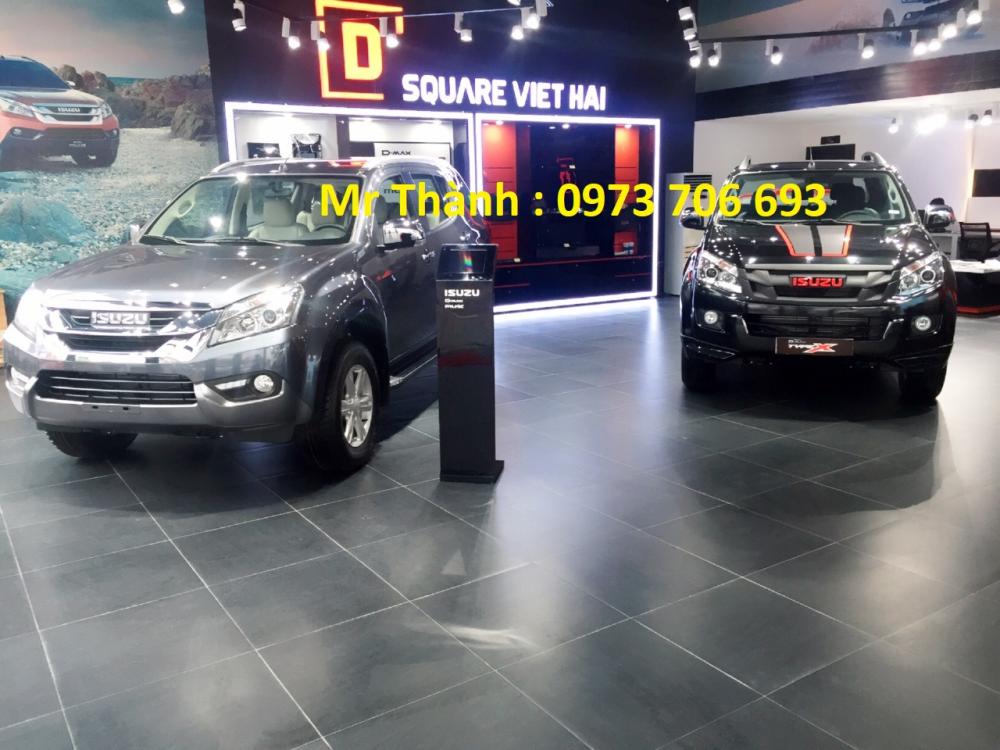 Isuzu MU-X 3.0 AT 2017 - Cần bán Isuzu Mu-X 3.0 AT 2017, màu xám, xe nhập giá cạnh tranh