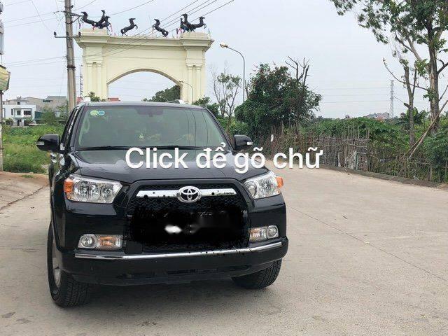 Toyota 4 Runner   2012 - Cần bán lại xe Toyota 4 Runner sản xuất năm 2012, màu đen, xe nhập