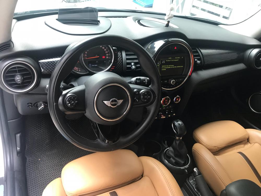 Mini Cooper Countryman 2015 - Mình cần bán Mini Cooper 2015 nhập Anh màu trắng đẹp từng con ốc