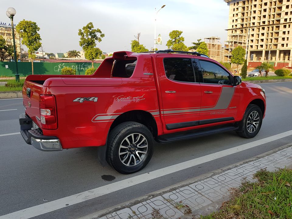 Chevrolet Colorado 2.8 High Country 2018 - Bán xe Chevrolet Colorado 2.8 High Country đời 2018, màu đỏ, xe nhập, như mới  