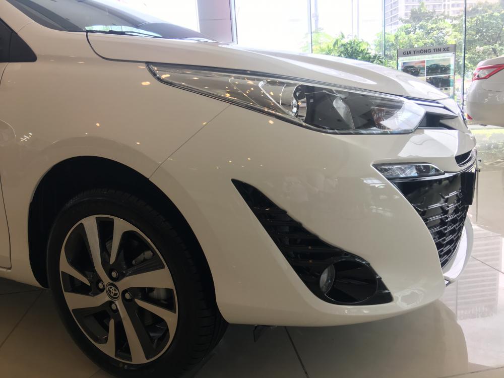 Toyota Yaris 1.5G 2018 - Bán xe Toyota Yaris G 2018 màu trắng giao sớm