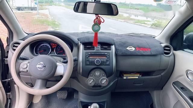 Nissan Sunny 2014 - Cần bán Nissan Sunny năm 2014, màu xám