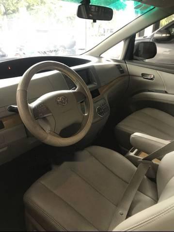 Toyota Previa 2008 - Cần bán lại xe Toyota Previa đời 2008, màu bạc xe gia đình, giá chỉ 765 triệu