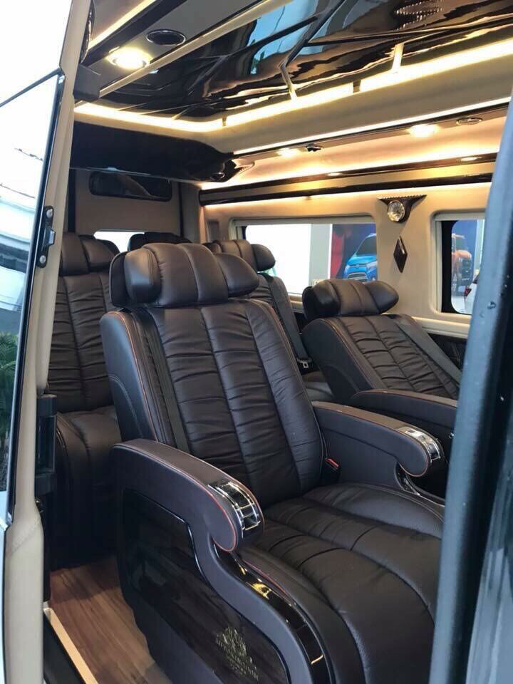 Ford Transit Limousine 2018 - Bán xe Ford Limousine, giá tốt nhất thị trường, hotline 0961.962.889