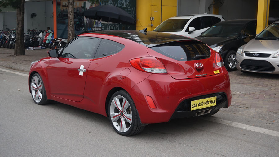 Hyundai Veloster  1.6AT 2014 - Bán xe Hyundai Veloster 1.6AT 2014,biển víp, màu đỏ, nhập khẩu nguyên chiếc