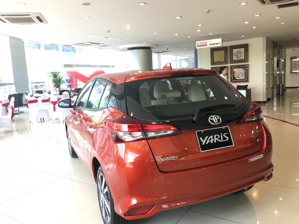 Toyota Yaris 1.5G  2018 - Bán xe Toyota Yaris G 2018 màu cam giao ngay