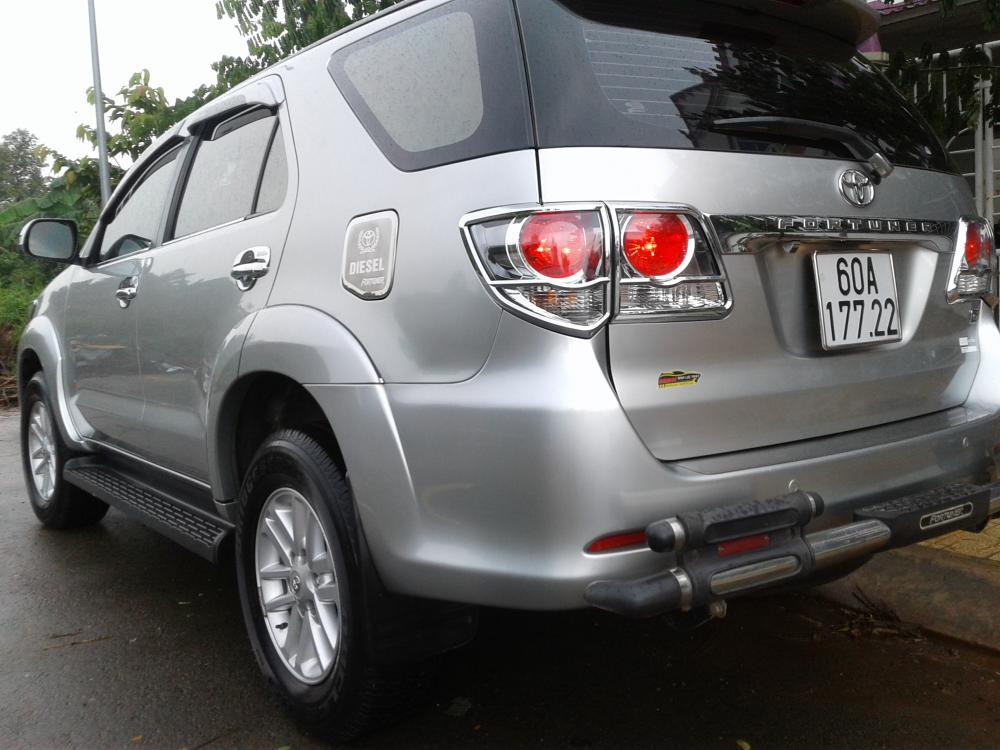 Toyota Fortuner G 2014 - Bán Fortuner 10.2014 G đúng 79.000km, một chủ mua mới, sơn zin, vỏ zin, nỉ zin 
