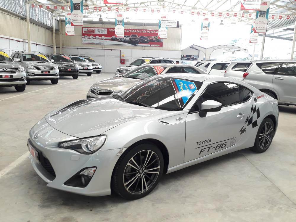 Toyota FT 86 2012 - Siêu xe hiếm Toyota FT 86 đời 2015, màu bạc, nhập khẩu nguyên chiếc, chạy 6500 km