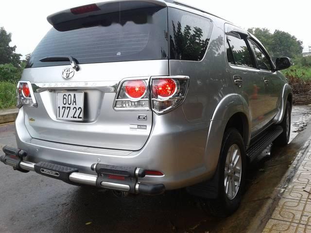 Toyota Fortuner  G  2014 - Cần bán xe Toyota Fortuner G đời 2014, màu bạc, giá tốt