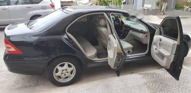 Mercedes-Benz C class 2002 - Bán Mercedes đời 2002, màu đen, 225 triệu