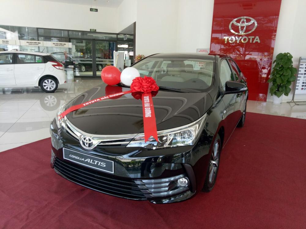 Toyota Corolla altis 1.8G 2018 - Cần bán xe Toyota Corolla Altis 1.8G sản xuất năm 2018, màu đen