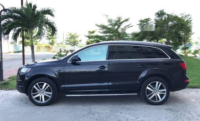 Audi Q7  3.0 Quatro Sline  2010 - Cần bán Audi Q7 3.0 Quatro Sline model 2011, màu đen