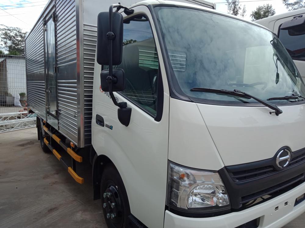 Hino 300 Series Mới   Xzu 720 2017 - Xe Mới Hino 300 Series Xzu 720 2017