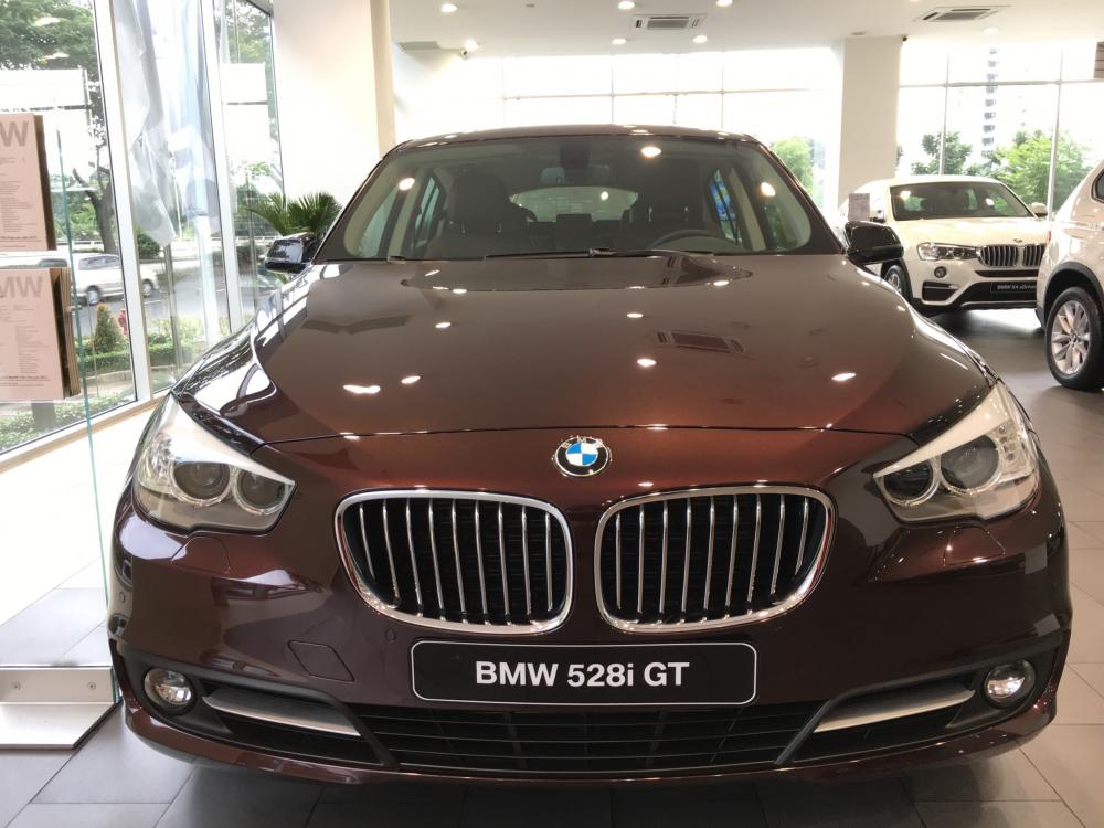 BMW 528i Mới  5  GT 2018 - Xe Mới BMW 5 528i GT 2018