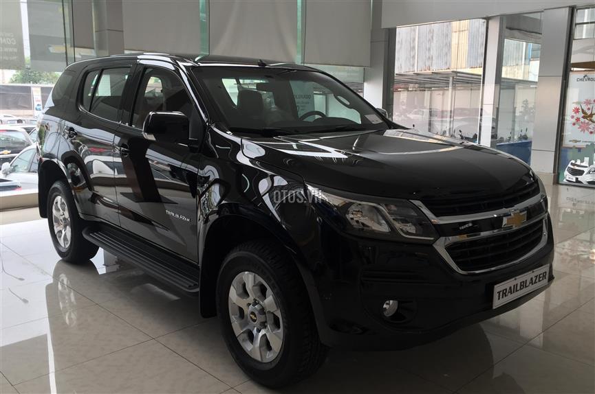 Chevrolet Blazer Mới  Trail VGT 2018 - Xe Mới Chevrolet Trailblazer VGT 2018