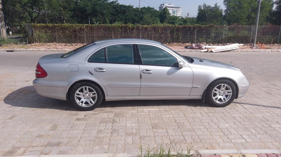 Mercedes-Benz C ũ Meredes-Benz E 240 2003 - Xe Cũ Mercedes-Benz E 240 2003