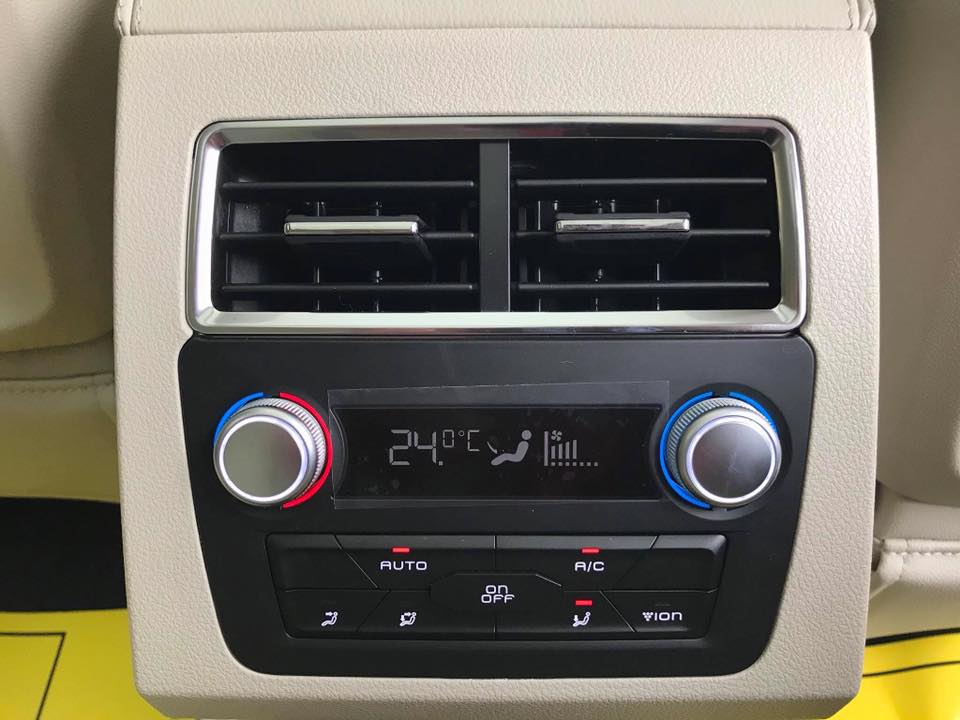 BMW Z8 Mới Zoyte  Turbo 2.0.AT 2018 - Xe Mới Zoyte Z8 Turbo 2.0.AT 2018