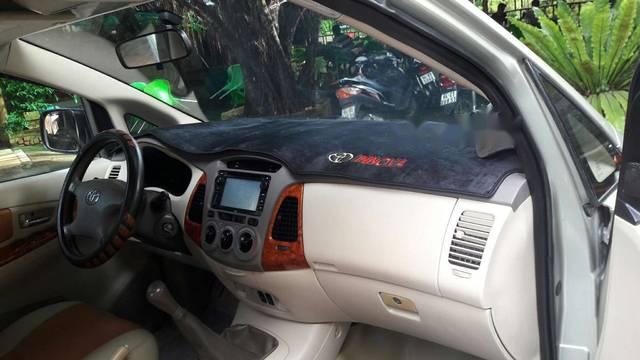 Toyota Innova   G MT 2007 - Bán Toyota Innova G MT sản xuất 2007, màu bạc