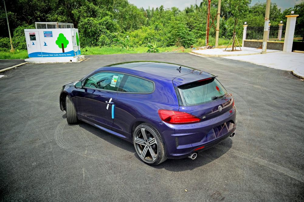 Volkswagen Scirocco R 2017 - Scirocco R ưu đãi khủng 50tr: 1 năm bảo dưỡng, 1 năm bảo hiểm. LH: 0944064764 Ngọc Giàu