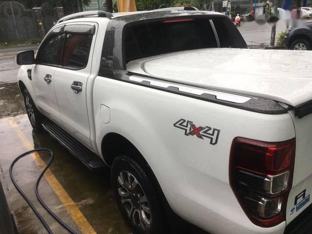 Ford Ranger Wildtrak 3.2L 2015 - Cần bán xe Ford Ranger Wildtrak 3.2L sản xuất năm 2015, màu trắng 