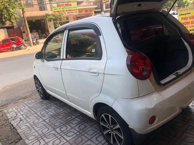 Daewoo Matiz  AT 2005 - Cần bán Daewoo Matiz AT sản xuất năm 2005, màu trắng, xe đẹp