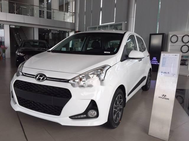 Hyundai Grand i10  1.2 AT 2018 - Bán ô tô Hyundai Grand i10 sản xuất năm 2018, màu trắng