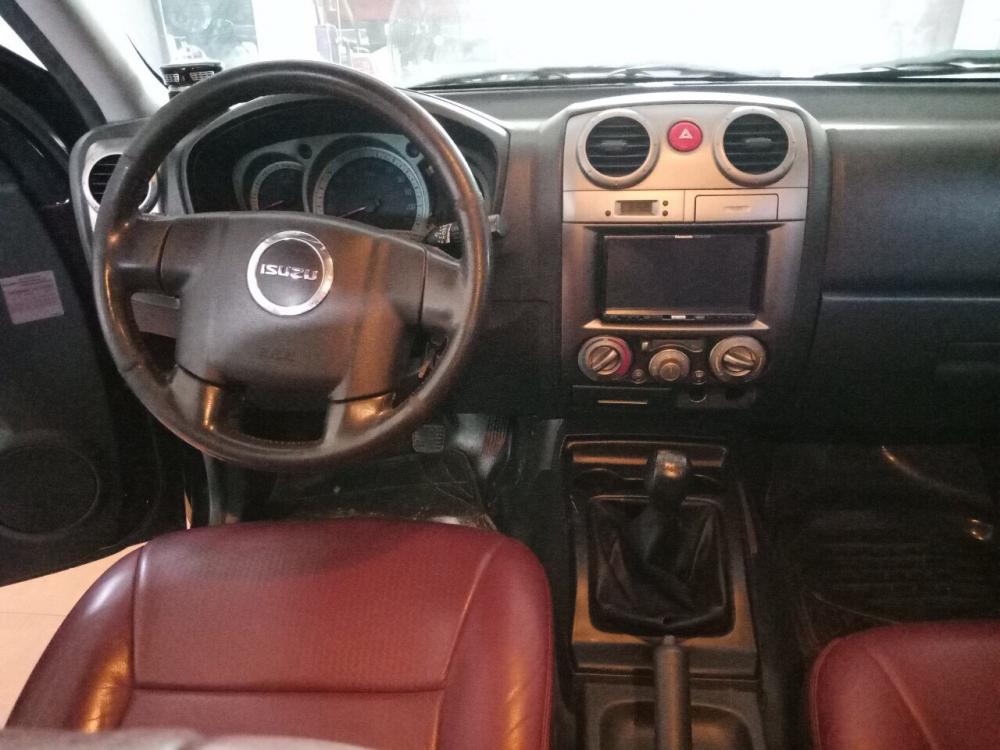 Isuzu Dmax 3.0 2010 - Bán ô tô Isuzu Dmax 3.0 AT 4x4 đời 2010, màu đen, nhập khẩu nguyên chiếc. LH 0974286009